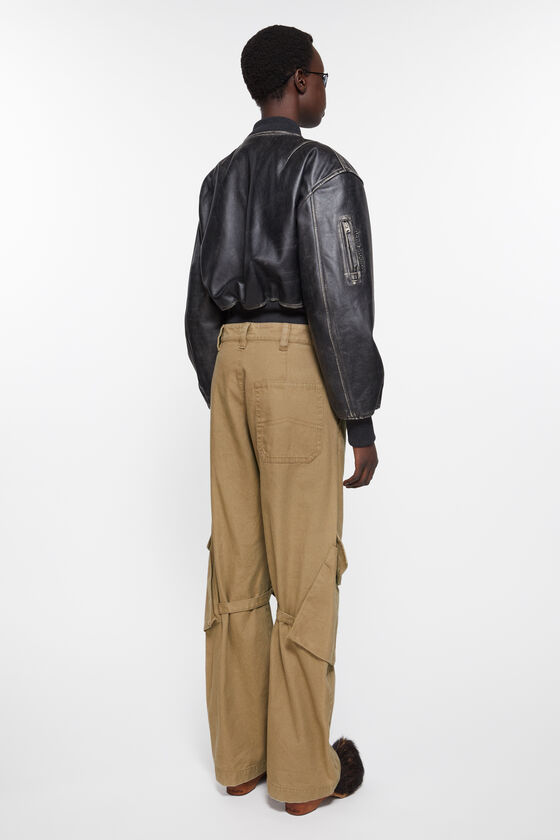 (image for) Exquisite Cargo trousers